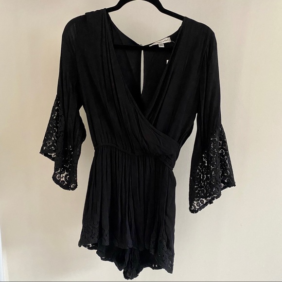 NWT! Abercrombie & Fitch Romper - Picture 3 of 6